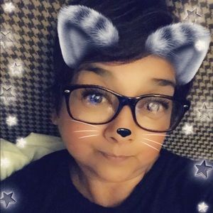 Meet your Posher, Valentina